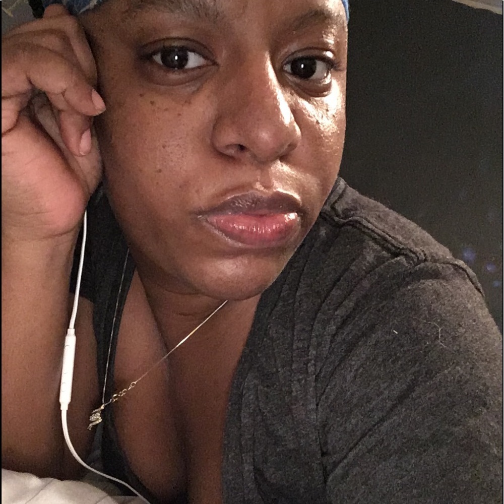 Meet your Posher, Ivory